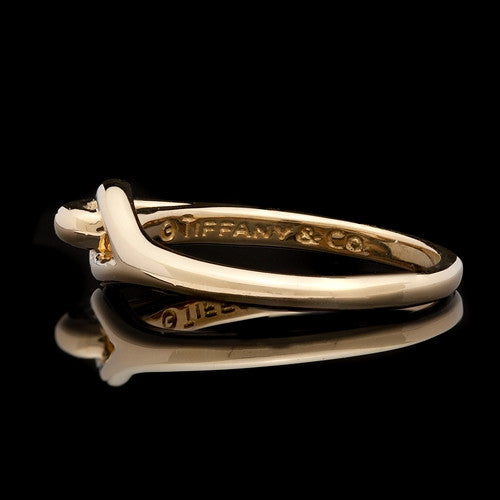 【Tiffany & Co】 Knot’s☆Yellow Gold 18k シングル リング Tiffany Knot Ring in Yellow Gold | Tiffany & Co. US