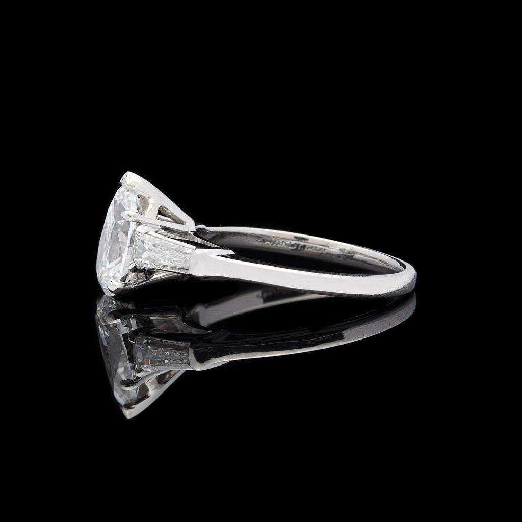 Elegant GIA 1.38ct Pear Shaped Diamond Platinum Ring