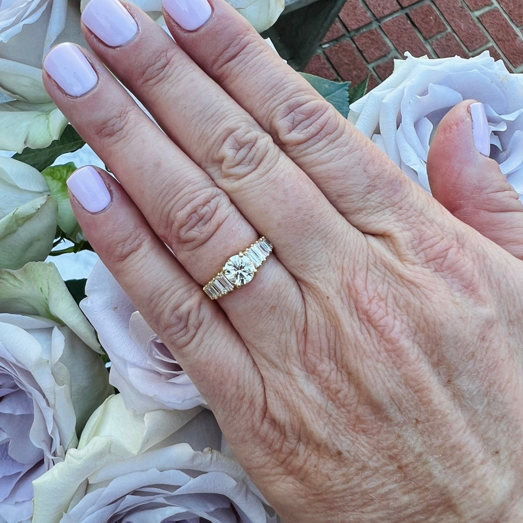 1.01carat Diamond & 18k Yellow Gold Ring