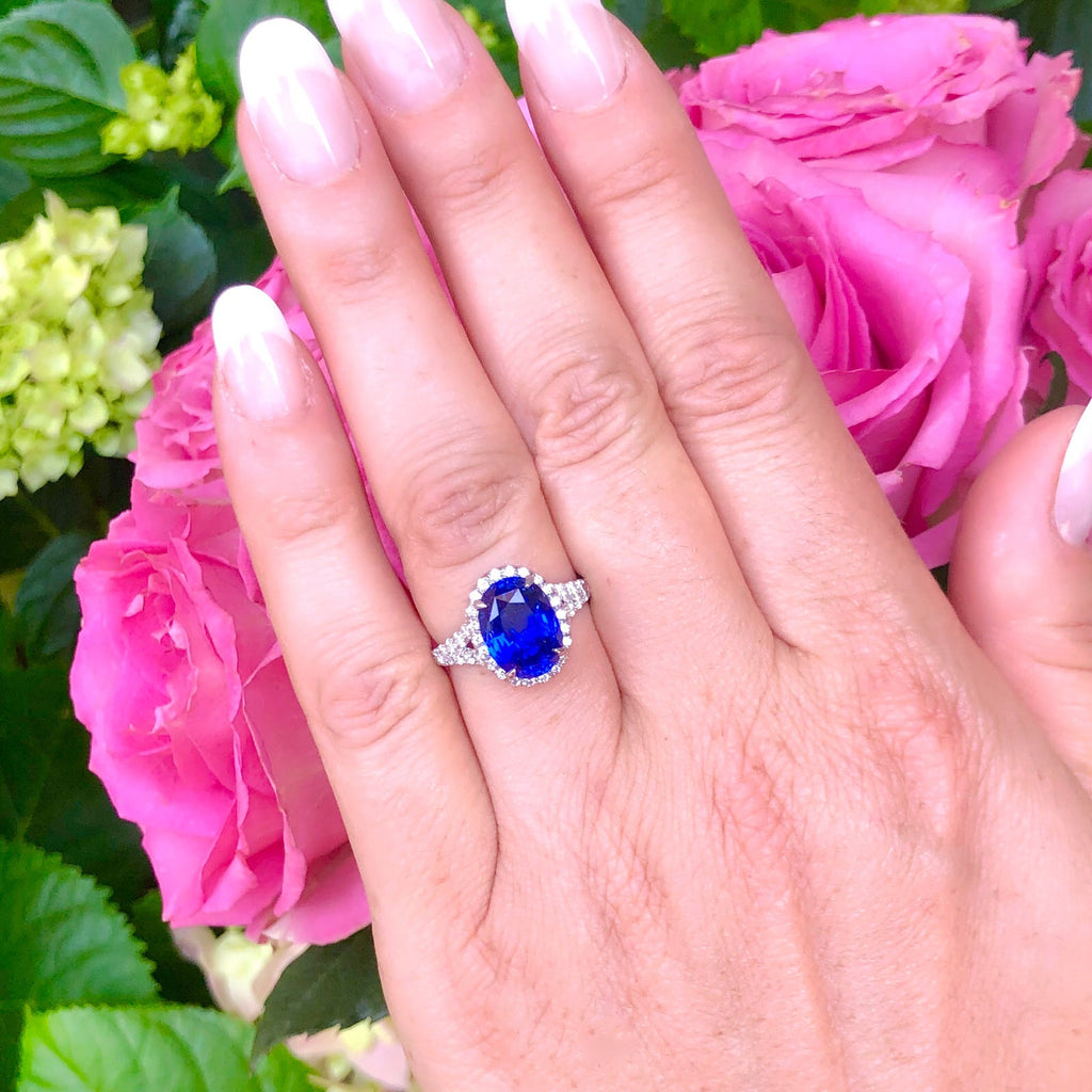 Extraordinary 5.08ct Unheated Sapphire in Custom Platinum & Diamond Ring