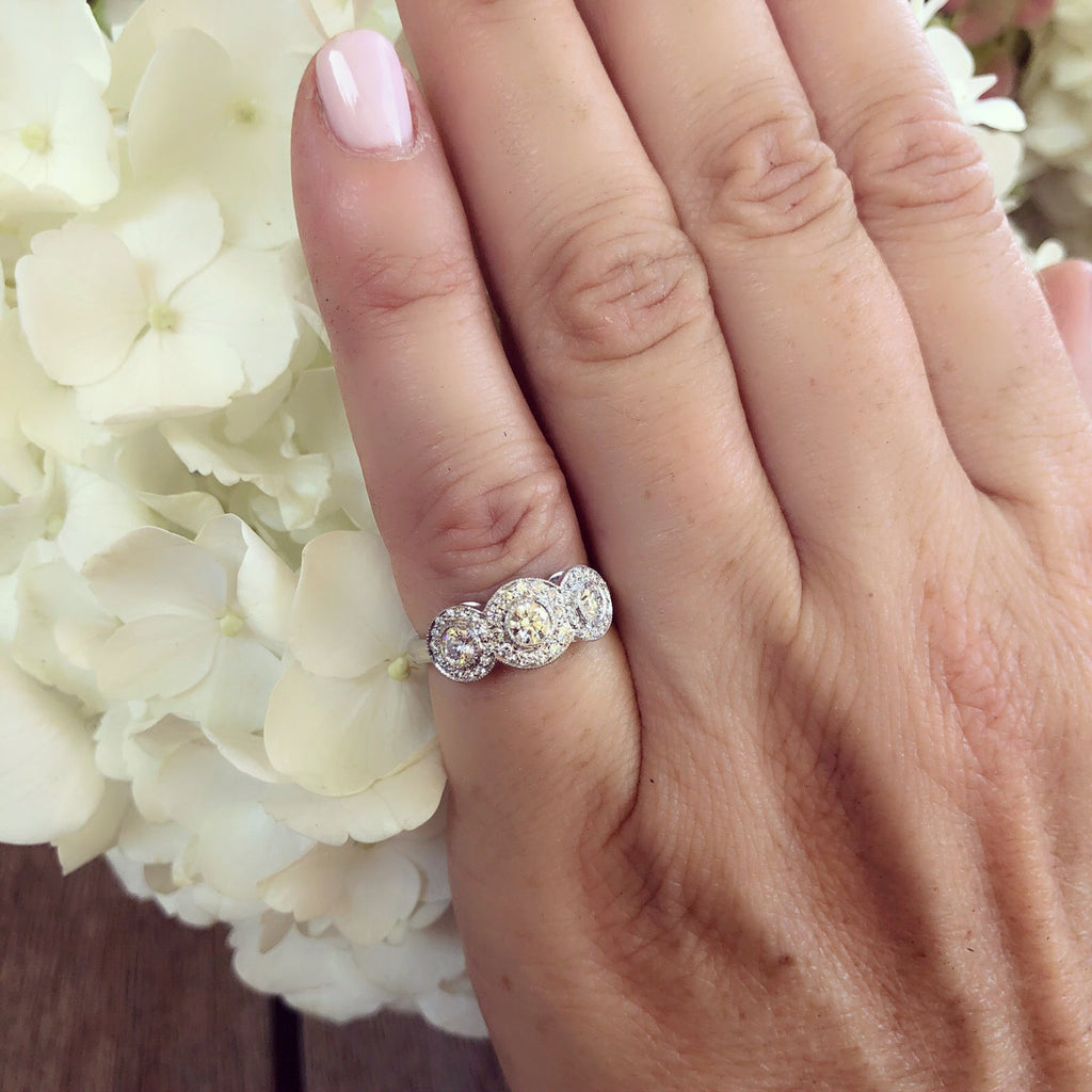 Tiffany & Co. 3-Stone Diamond Platinum Ring