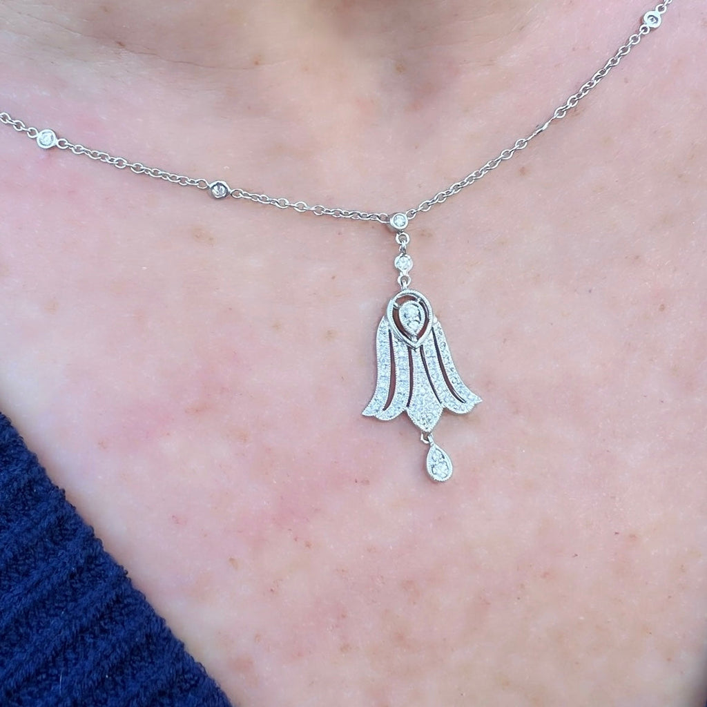 18k White Gold Art Deco Style Diamond Necklace