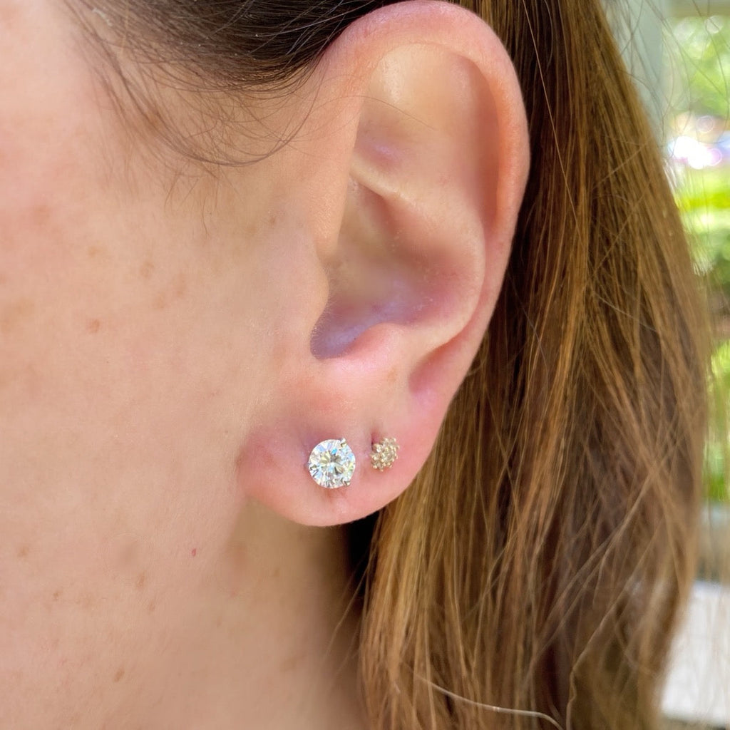 GIA 1.66-cts. Diamond Stud Earrings