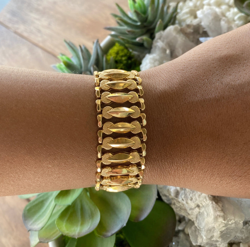 18k Yellow Gold Wide Link Bracelet