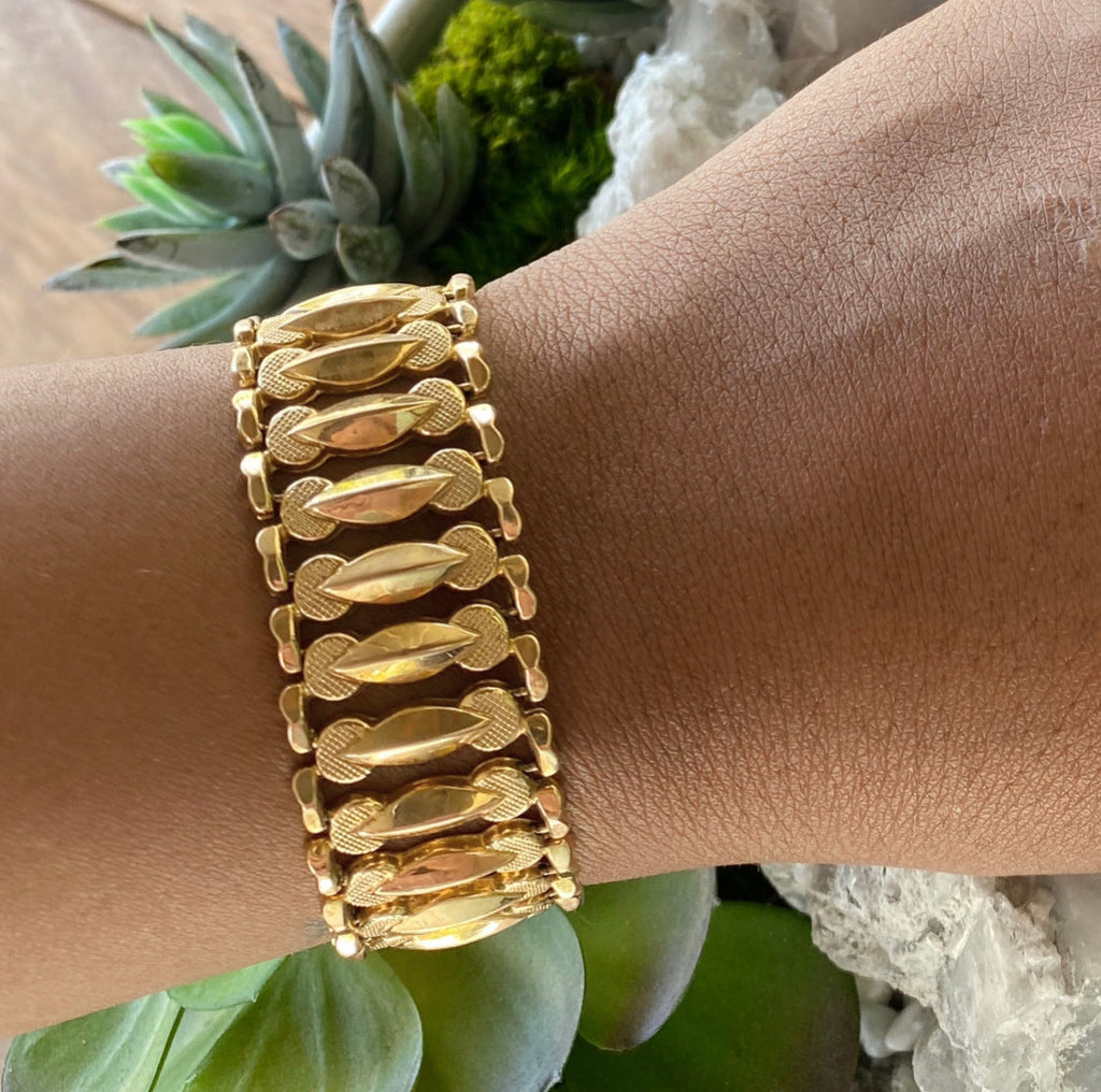 18k Yellow Gold Wide Link Bracelet