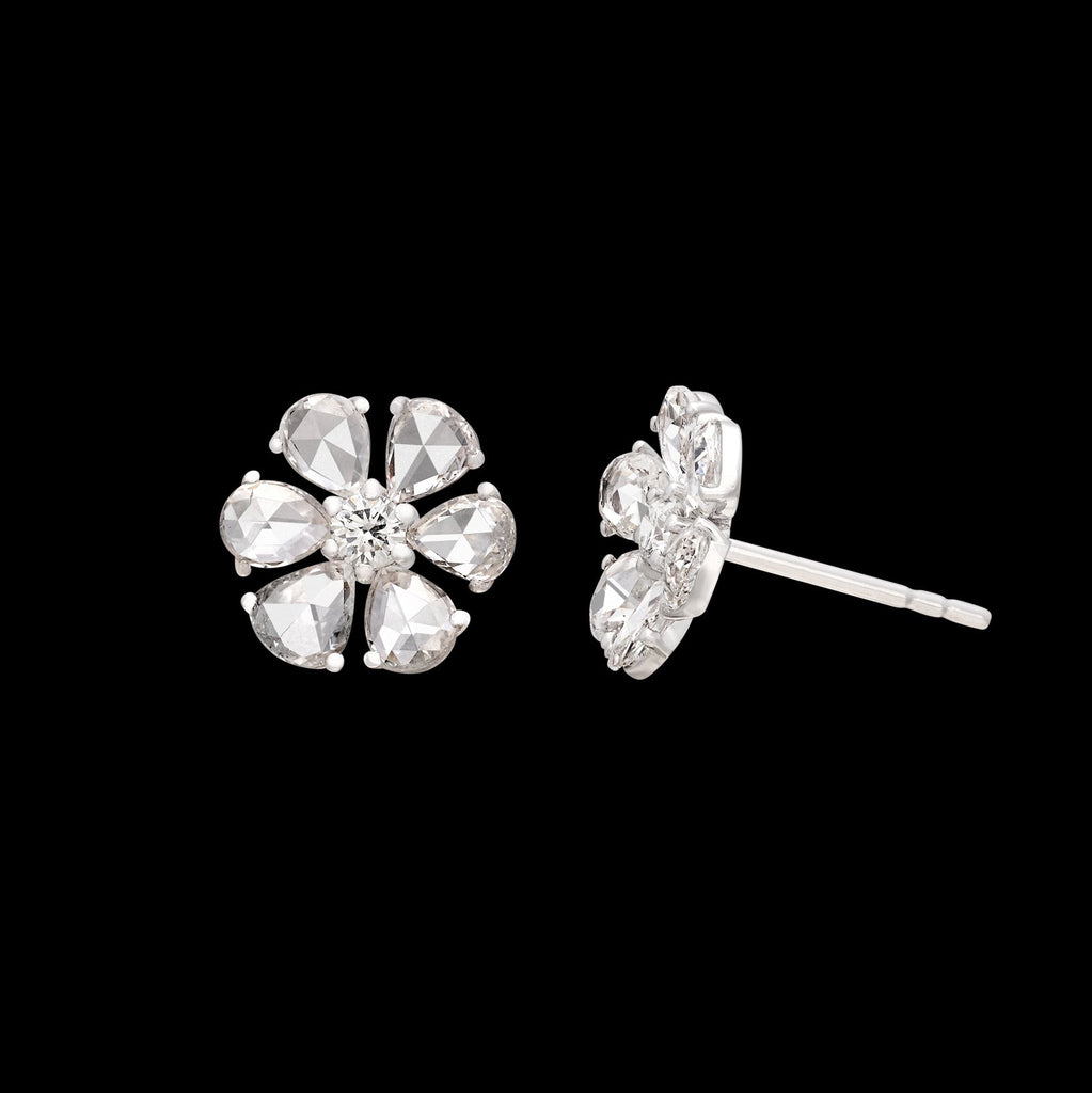 Beautiful Floral Diamond Stud 18k White Gold Earrings