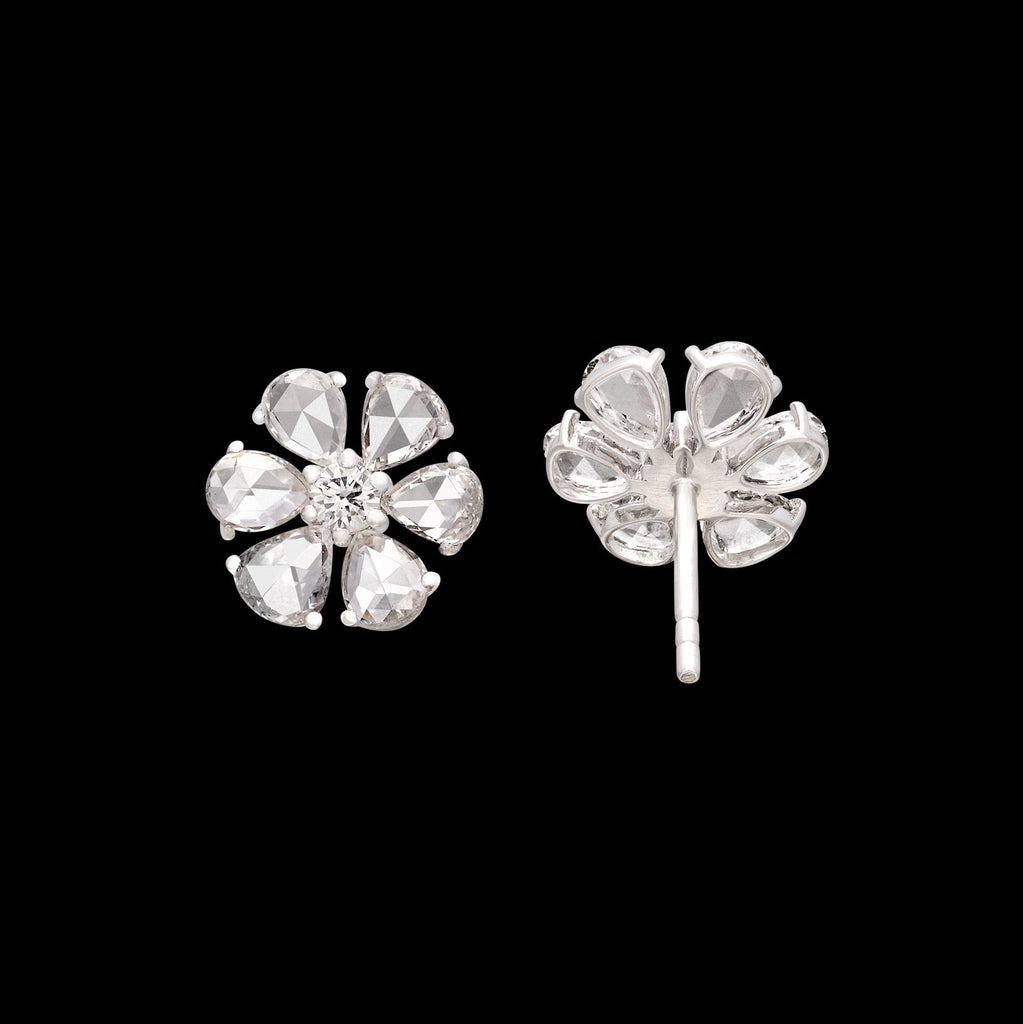 Beautiful Floral Diamond Stud 18k White Gold Earrings