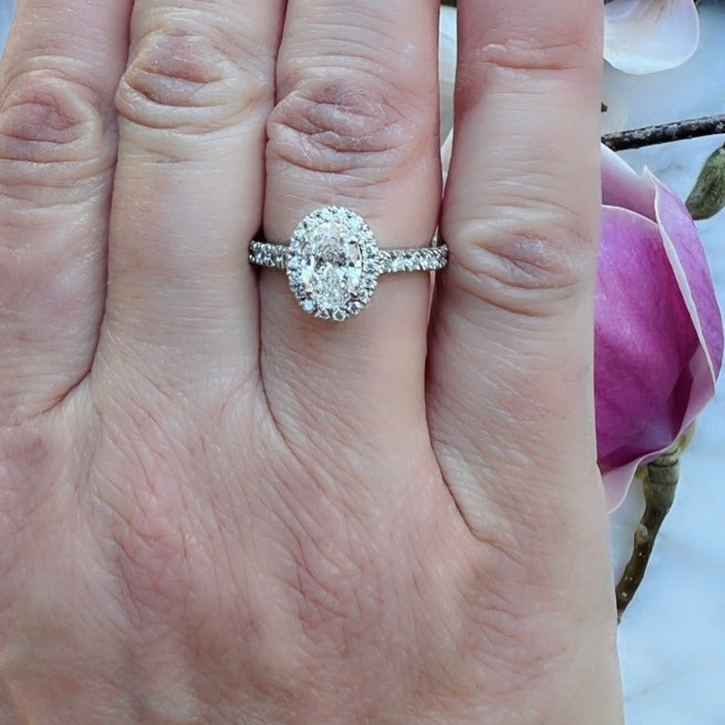 GIA 1.01ct D/VS2 Oval Diamond Platinum Ring