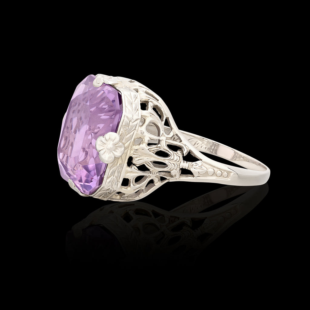 18kt White Gold 7.00ct Amethyst Ring circa 1926