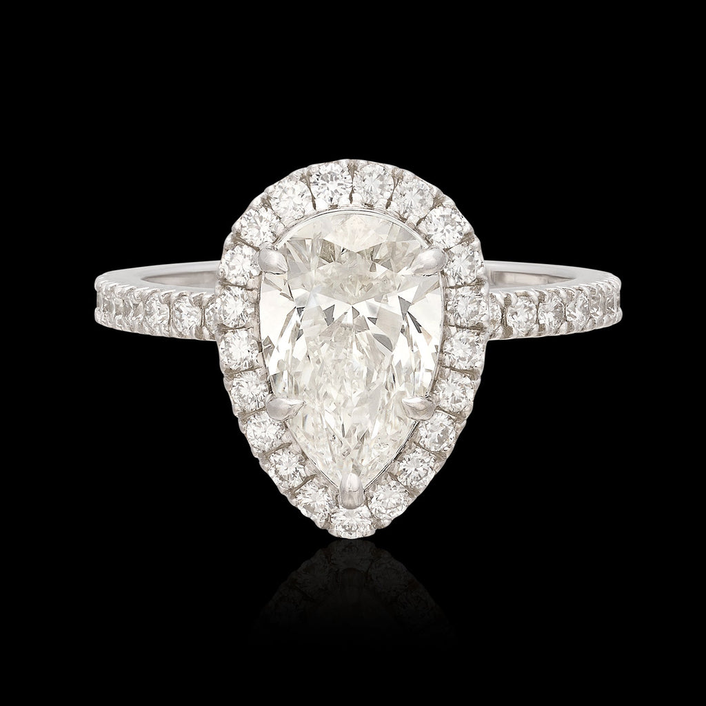 Incredible 2.01 carat Pear Shaped 18k Diamond Ring