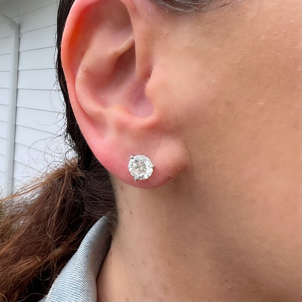 Extraordinary 3.12 carat GIA Diamond Studs