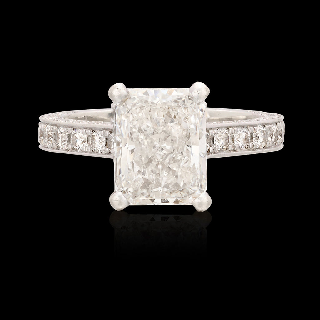 Exceptional 3.01ct GIA Radiant Cut Diamond Ring