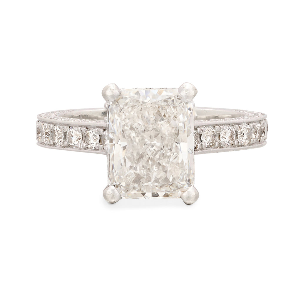 Exceptional 3.01ct GIA Radiant Cut Diamond Ring
