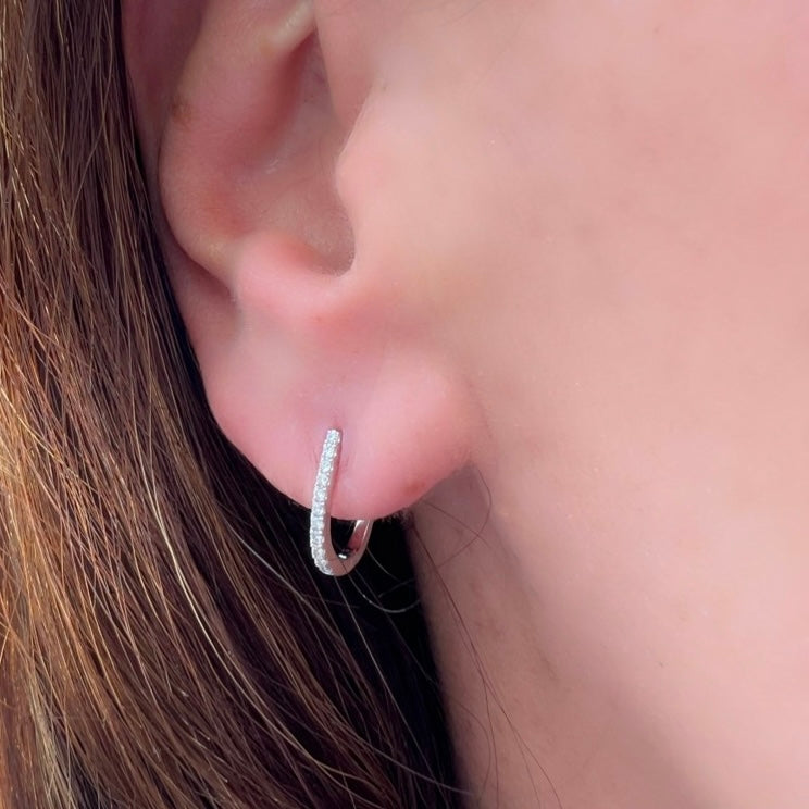 Elegant Diamond and 18k White Gold Drop Day/Night Earrings