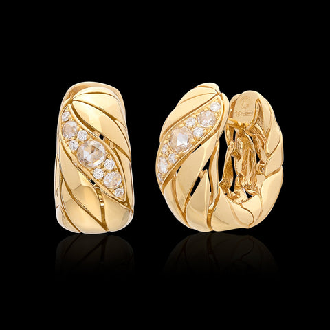 Maria Canale Petal Diamond & 18k Gold Huggie Hoop Earrings
