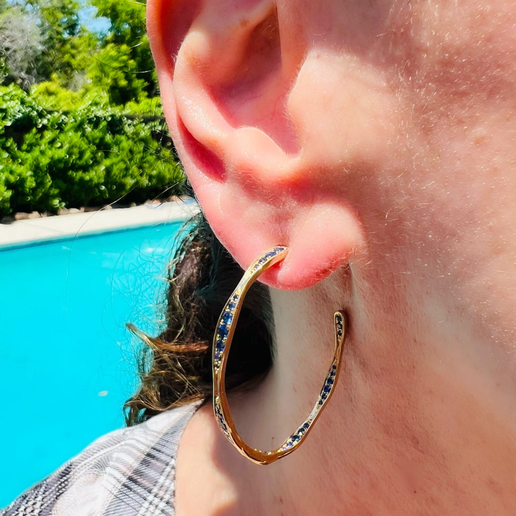 Maria Canale Sapphire 'Wave' 18k Gold Hoop Earrings