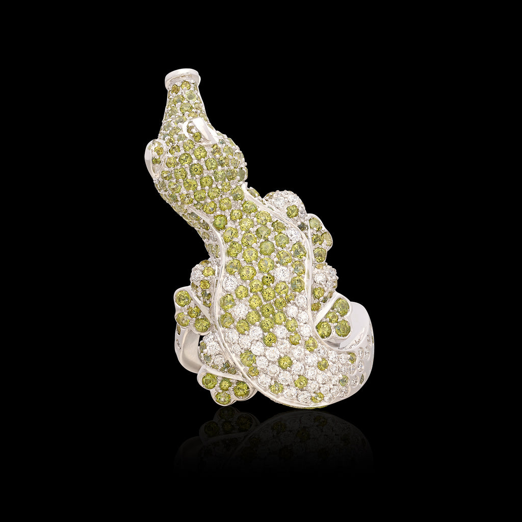 Sculptural Pasquale Bruni Gem-Set & 18k White Gold Crocodile Ring