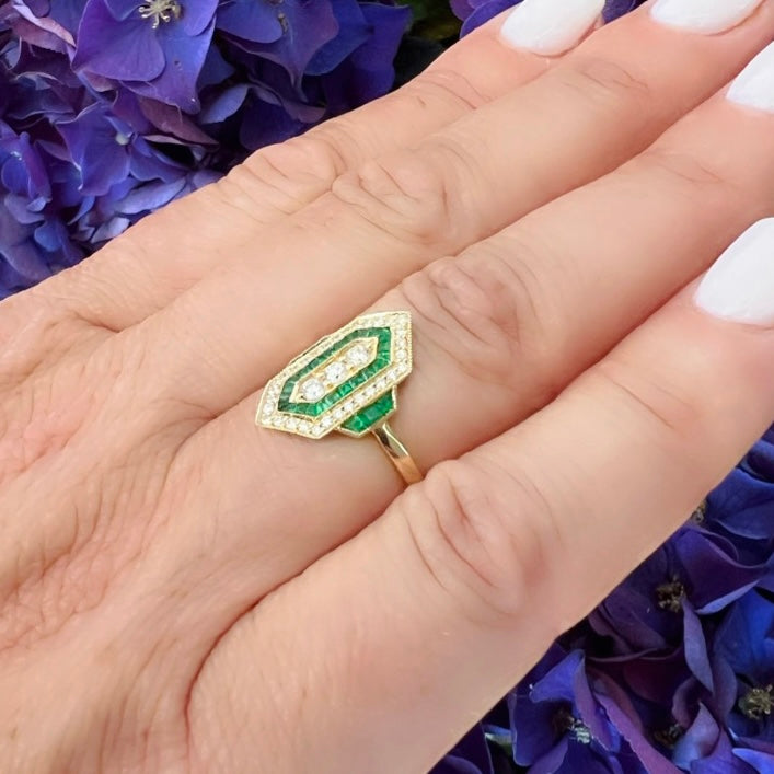 Art Deco Style Emerald & Diamond Ring