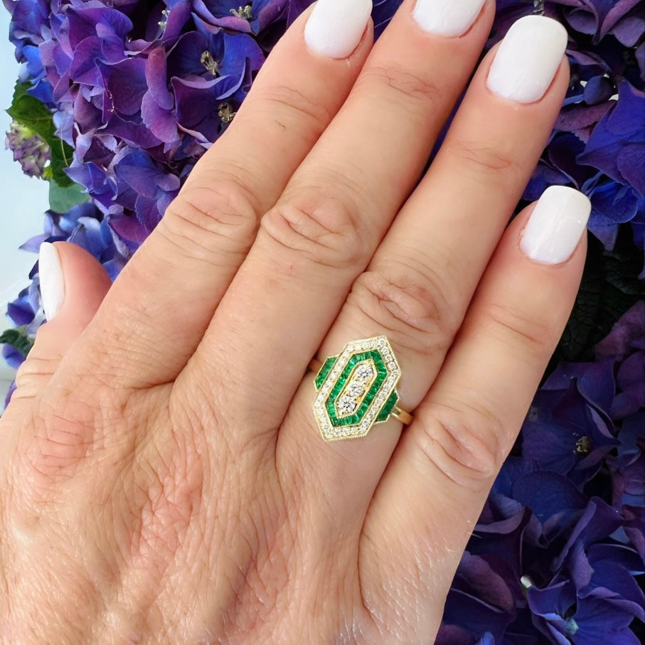 Art Deco Style Emerald & Diamond Ring