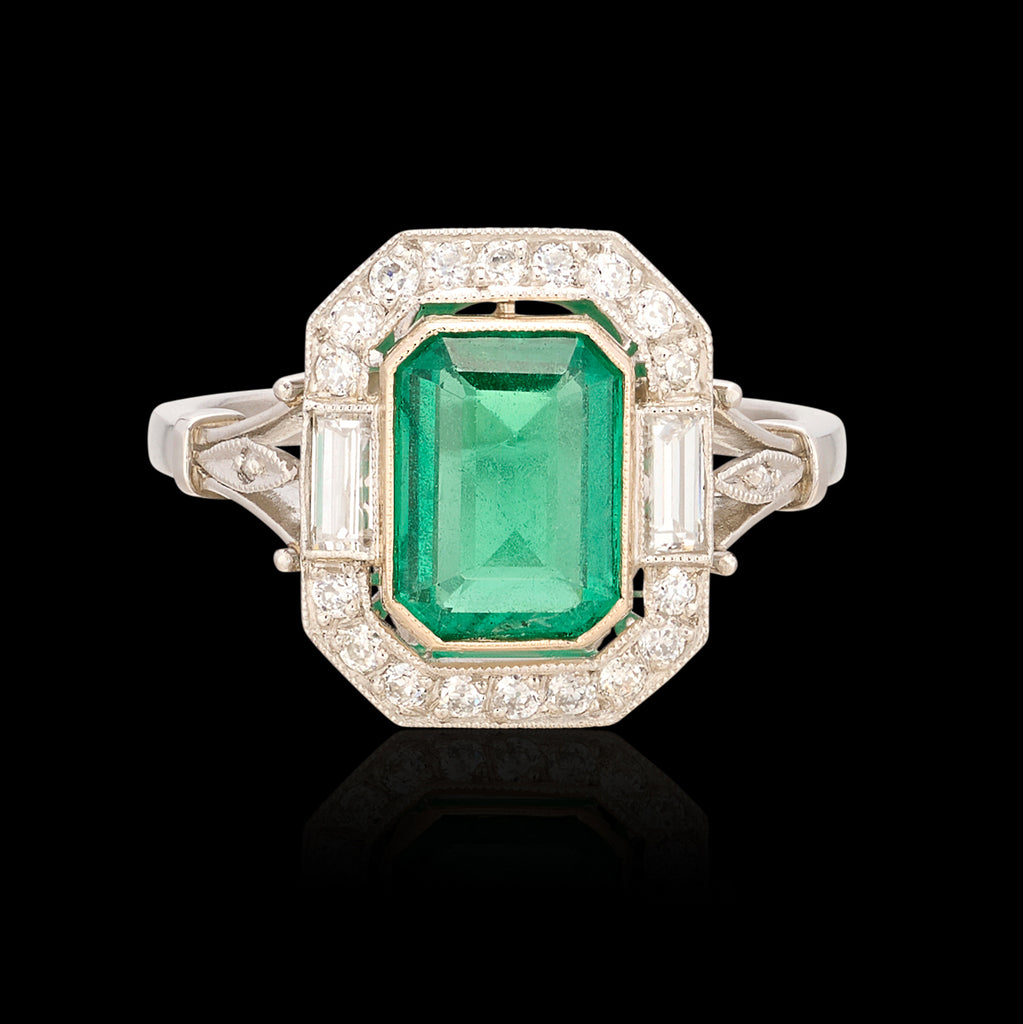 Lovely Emerald, Diamond & Platinum Ring