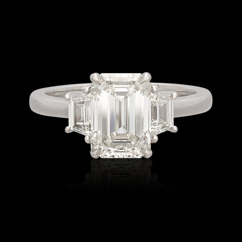 18kt White Gold 2.50 carat GIA Emerald Cut Diamond Ring