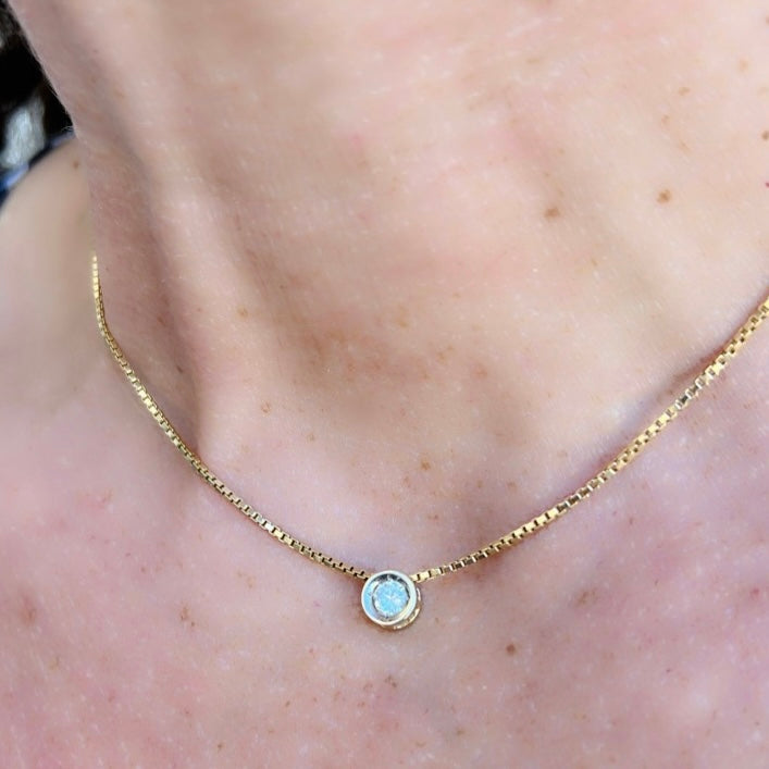 14 karat Yellow Gold Solitaire Diamond Necklace