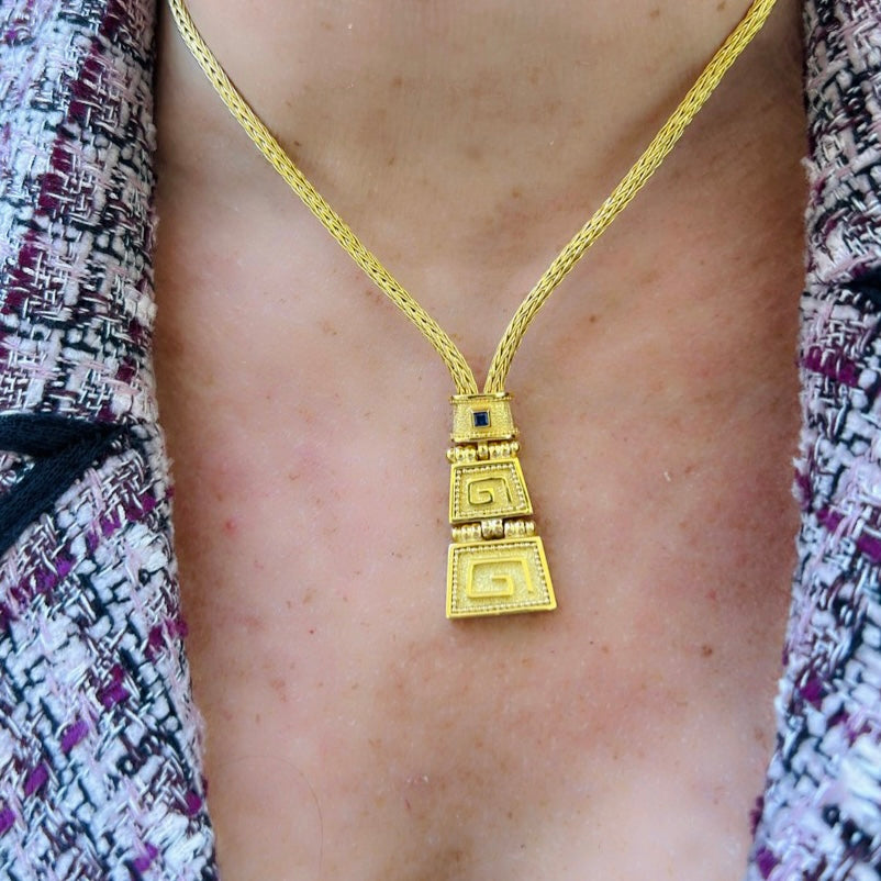 18kt Yellow Gold Greek Style Necklace