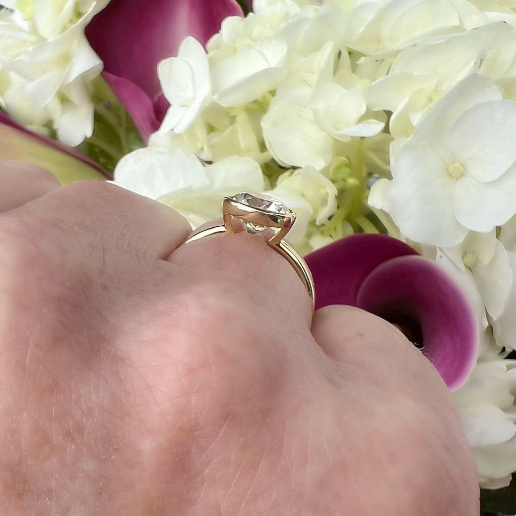 Exceptional 2.04ct Old European Cut Yellow Gold Diamond Ring