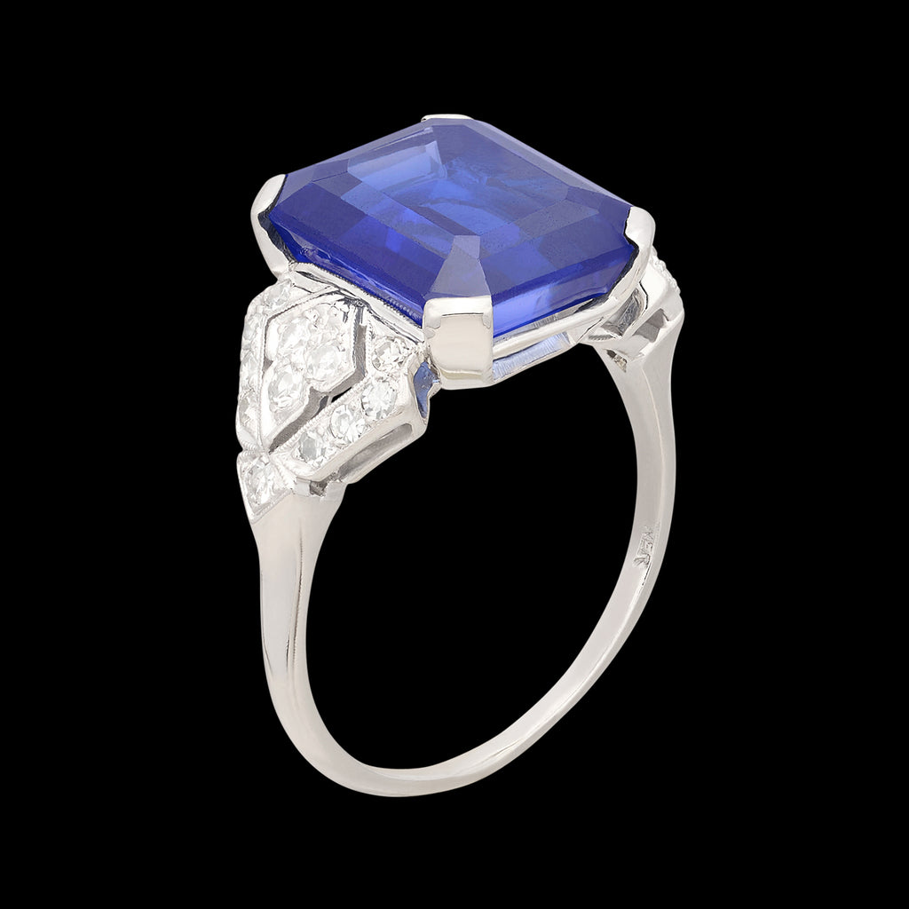 Art Deco 8.66ct Sapphire & Diamond Ring