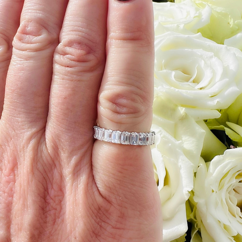 Beautiful 18k White Gold Emerald Cut Diamond Eternity Band