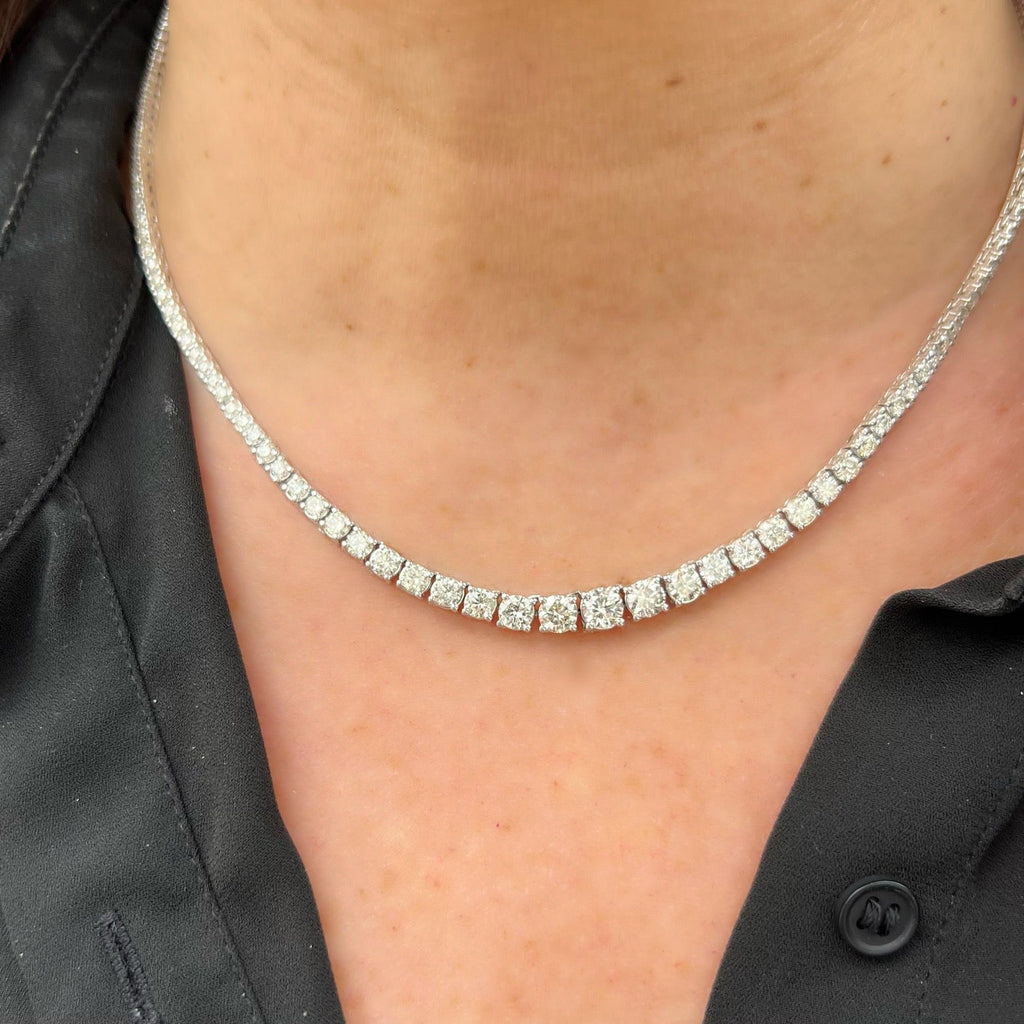 9.48 carat White Gold Diamond Tennis Necklace