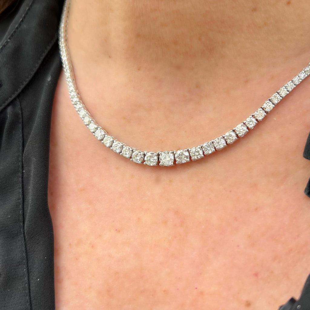 9.48 carat White Gold Diamond Tennis Necklace