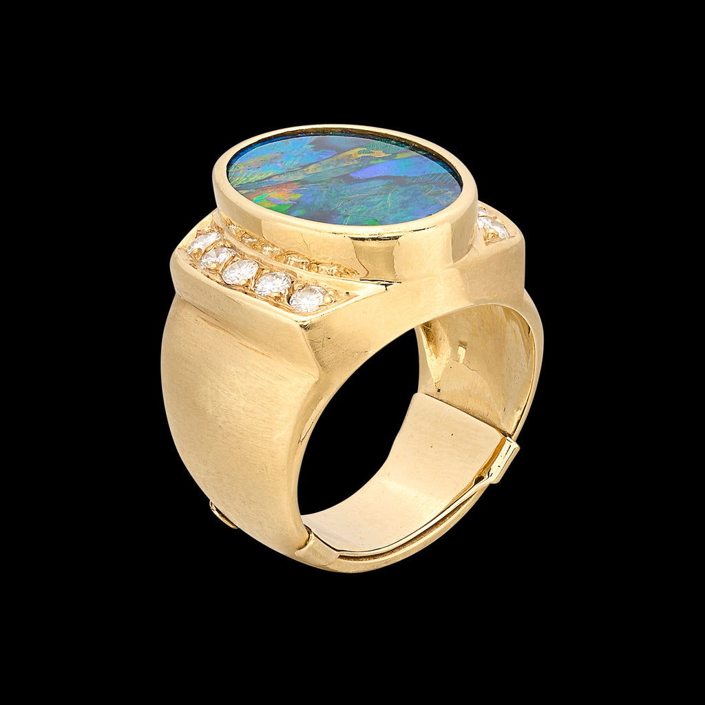 18kt Yellow Gold Australian Opal & Diamond Ring