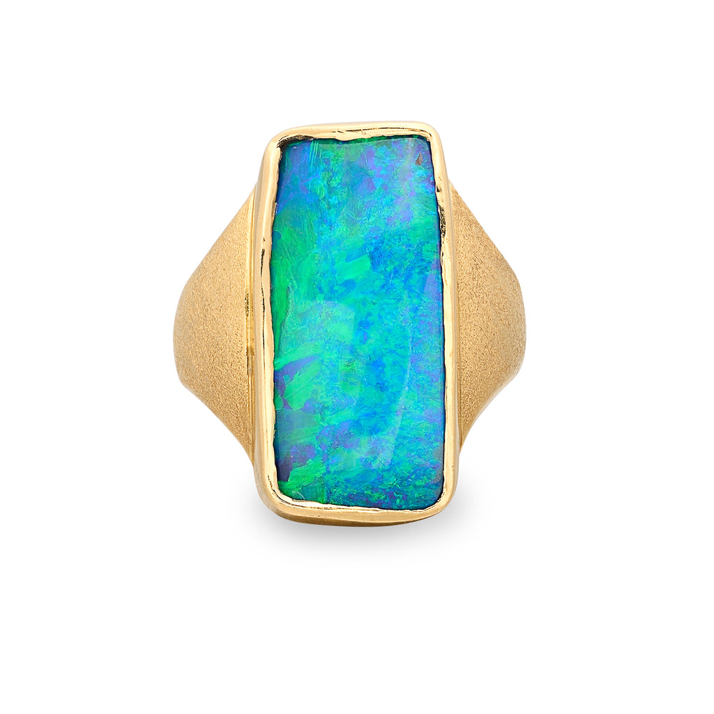18kt Yellow Gold Estate Australian Opal Ring