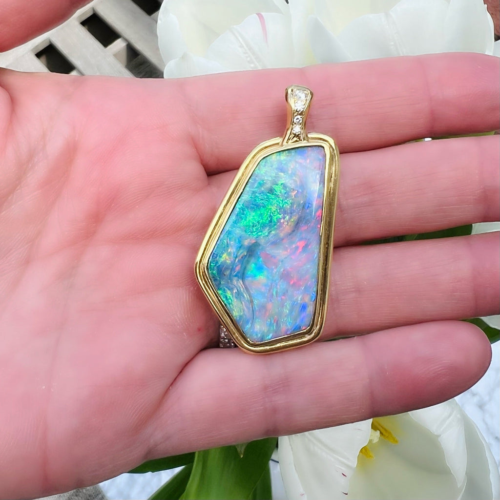 18kt Yellow Gold Australian Opal & Diamond Pendant