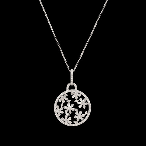 18 karat White Gold Diamond Floral Pendant necklace