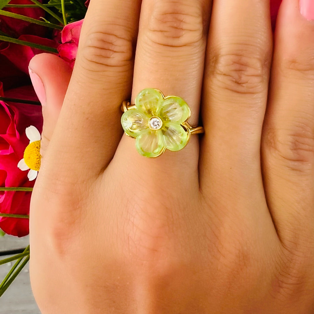 18kt Yellow Gold Peridot Diamond Ring by Ferragamo