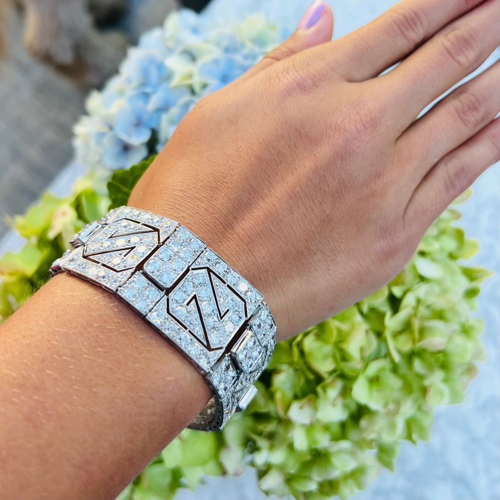 Extraordinary Art Deco Platinum Diamond Bracelet
