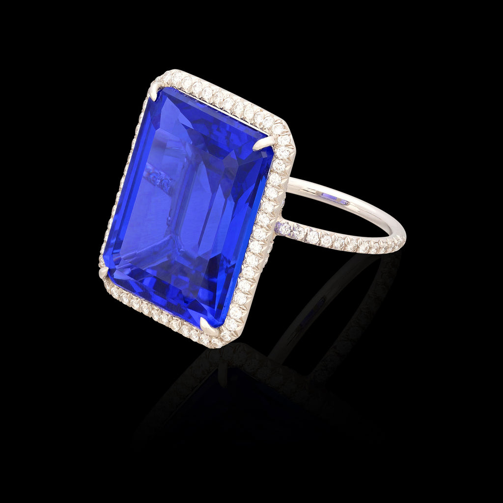 Exceptional 24.66ct Vibrant Tanzanite & Diamond Platinum Ring
