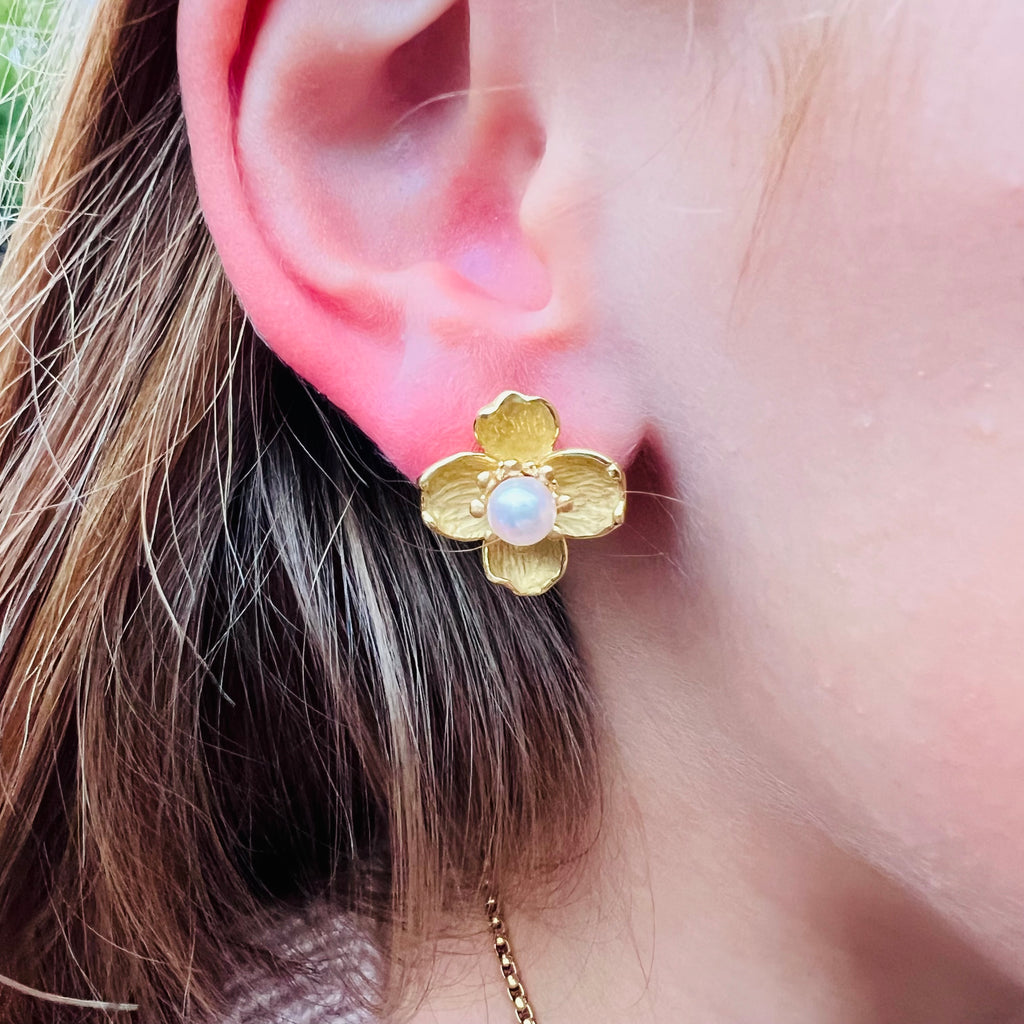 Tiffany & Co. Dogwood 18k Yellow Gold and Cultured Pearl Earrings