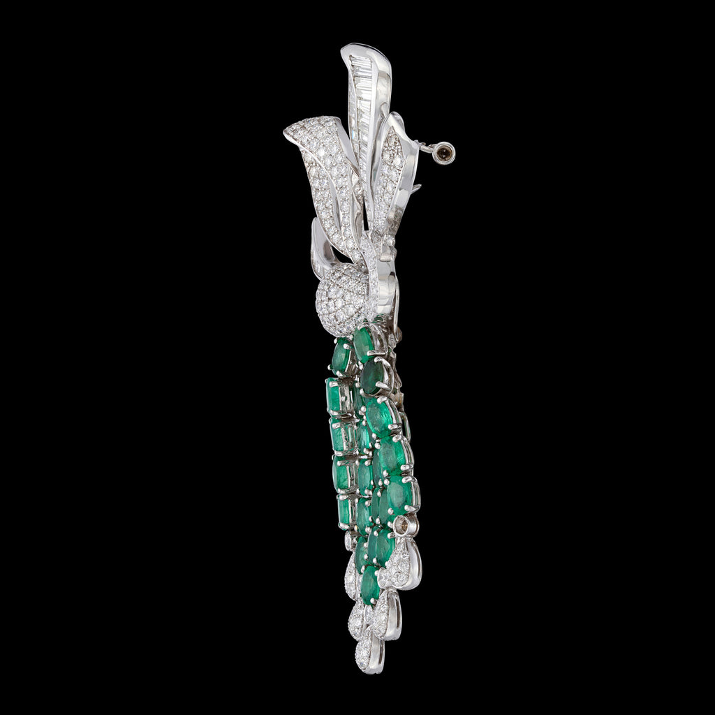 Impressive 18k White Gold Diamond & Emerald Brooch