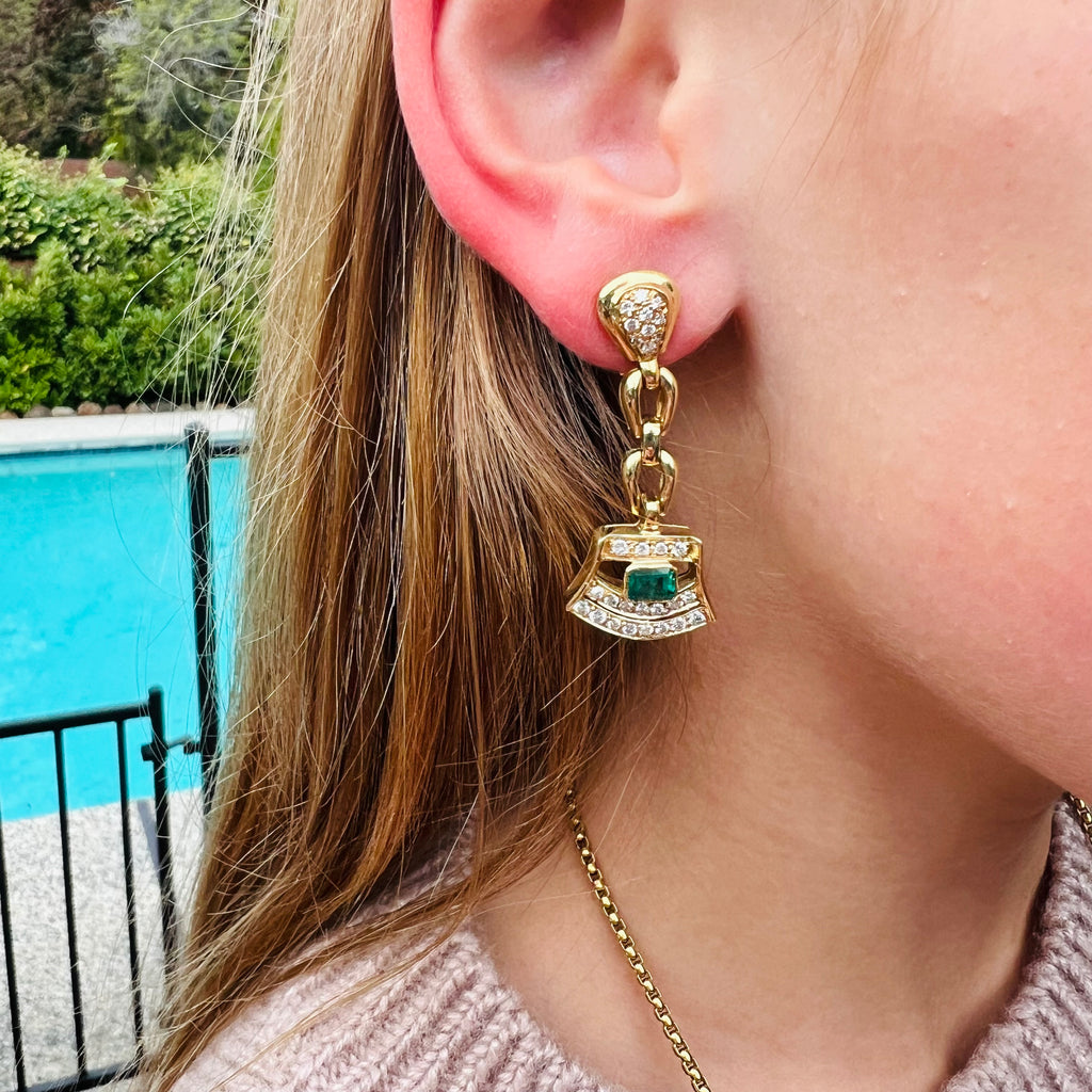 18kt Yellow Gold Diamond & Emerald Drop Earrings