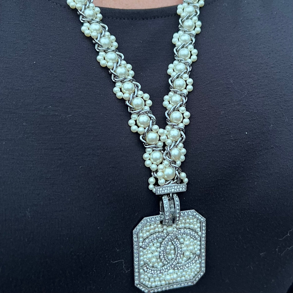 Chanel Faux Pearl & Strass CC Lanyard Pendant Necklace