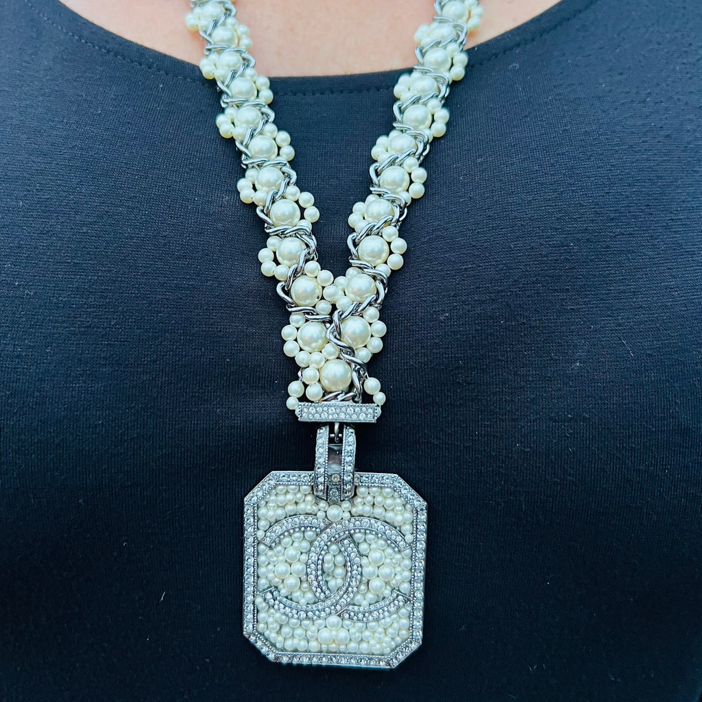 Chanel Faux Pearl & Strass CC Lanyard Pendant Necklace