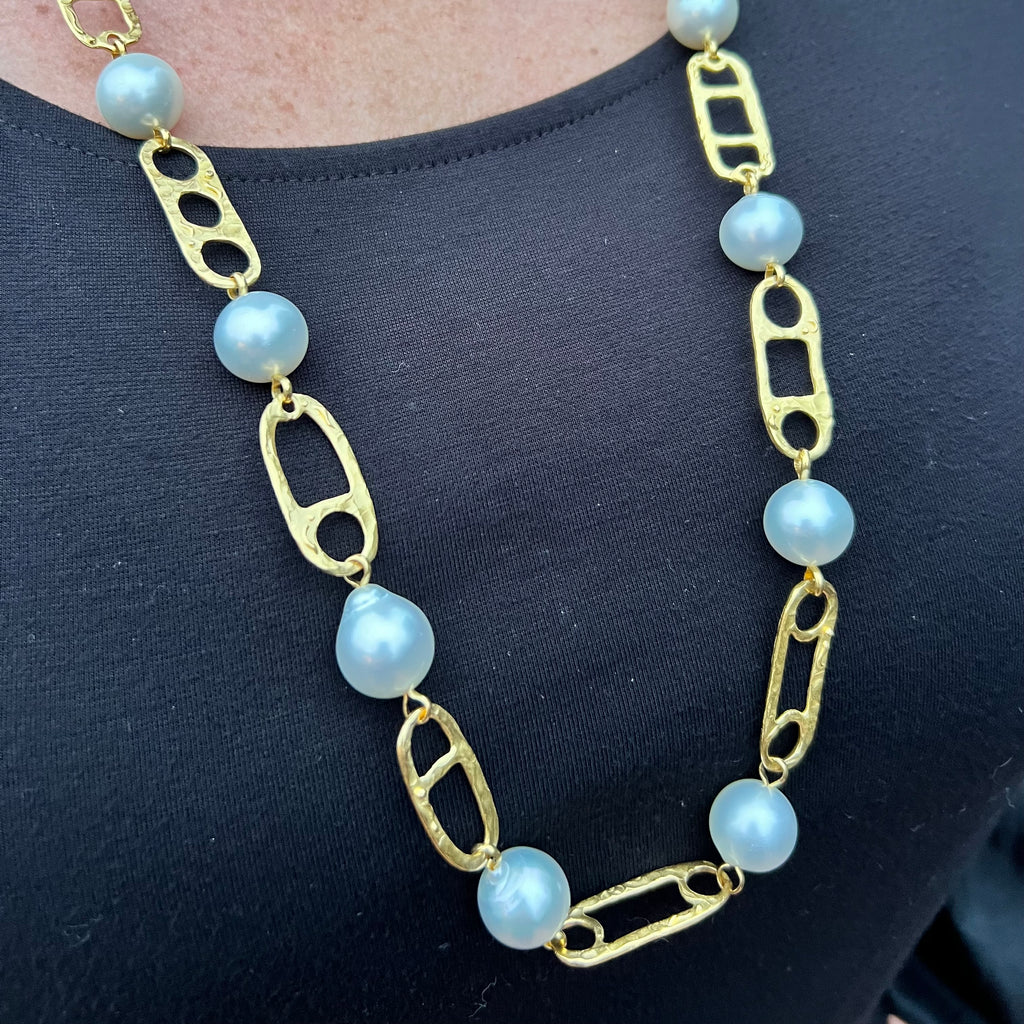 Denise Robergé 22k Gold and South Sea Cultured Pearl Necklace