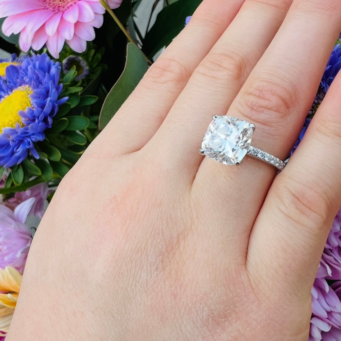 Breathtaking Tiffany \u0026 Co. 4.08ct Cushion Cut Diamond Ring, image size:1170x1170