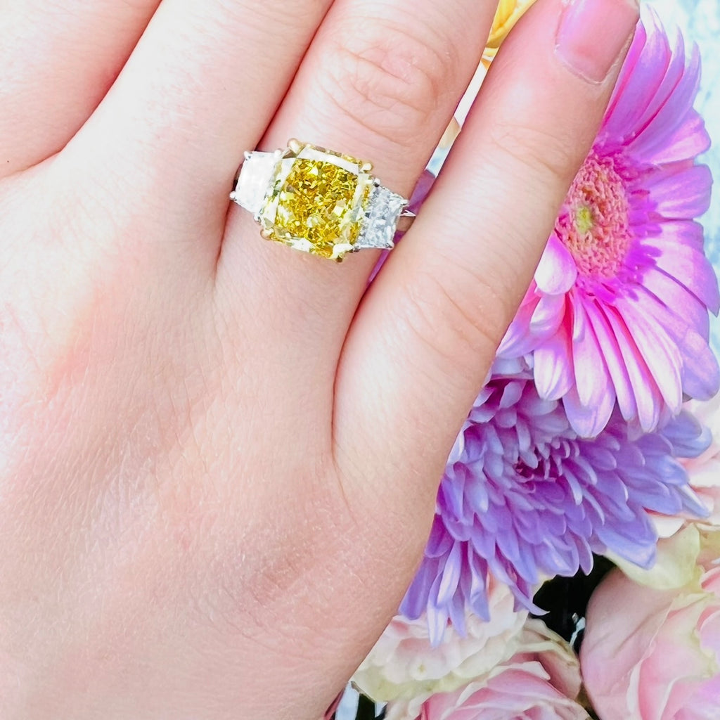 Phenomenal Bulgari Fancy Vivid Yellow Diamond Ring