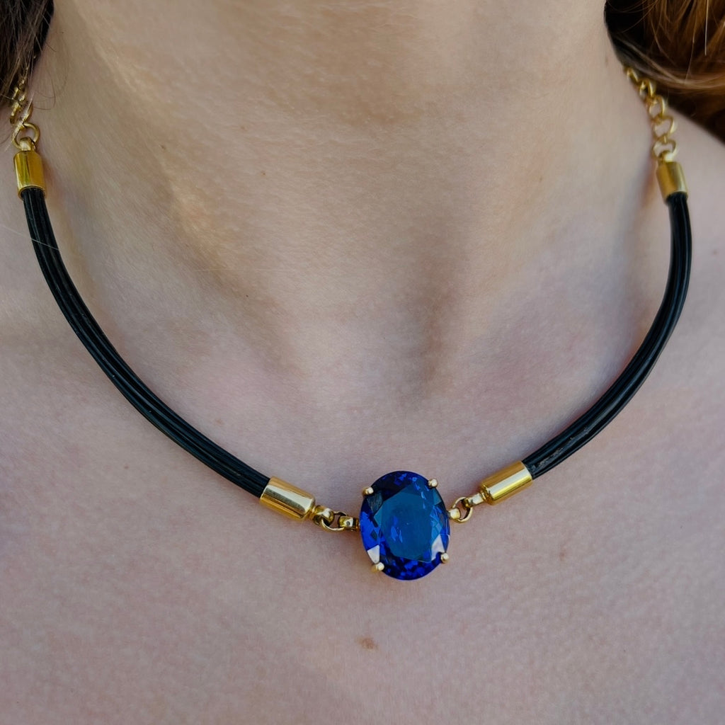Yellow Gold 16 carat Tanzanite Necklace