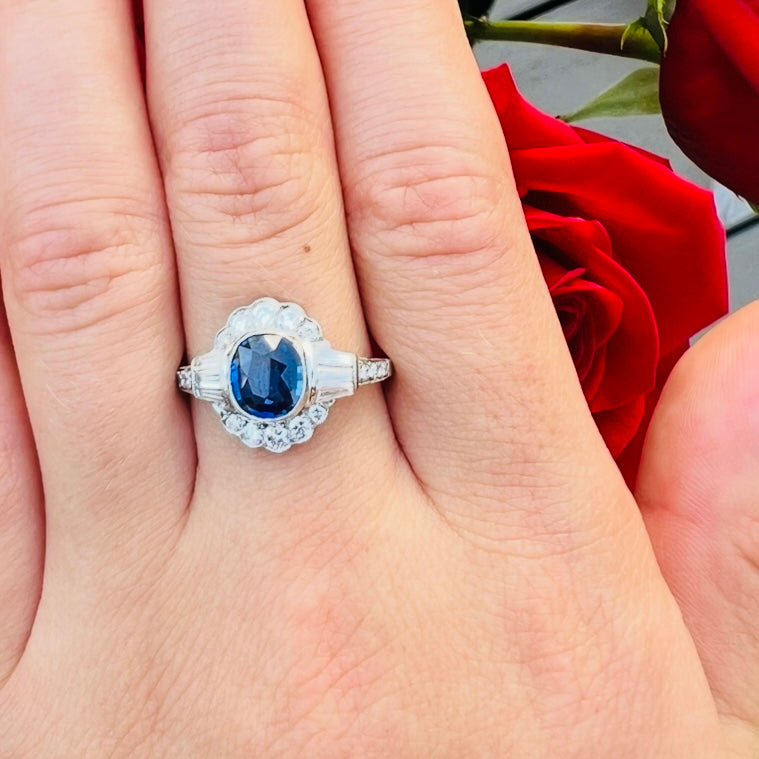 Charming Sapphire & Diamond Ring