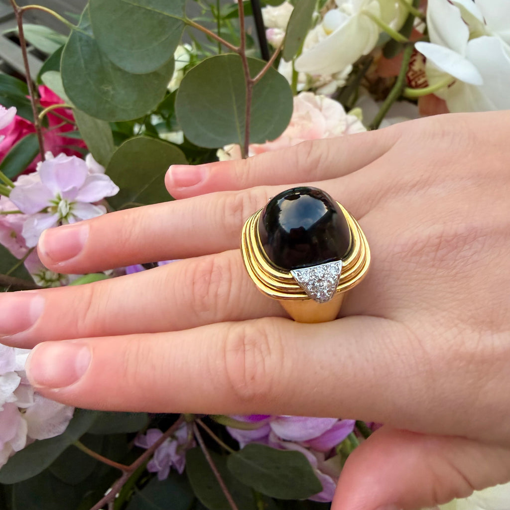 Trio 18k Yellow Gold, Onyx & Diamond Ring